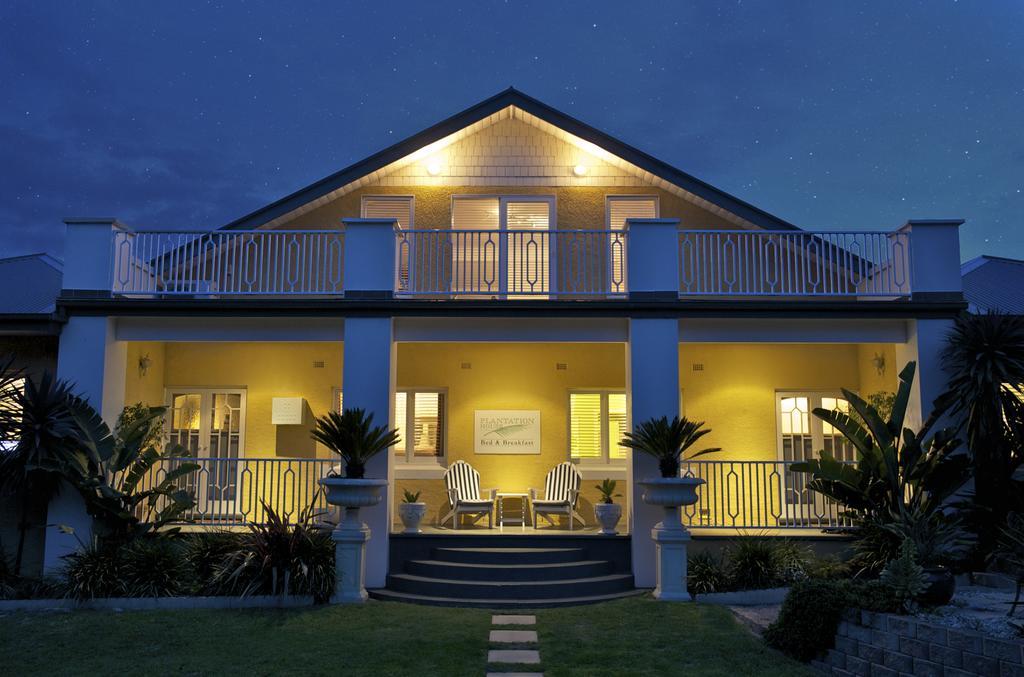 Plantation House At Whitecliffs Bed And Breakfast Rye Exterior photo